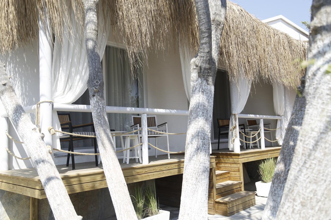 Moon Beach Otel Яликовак Экстерьер фото