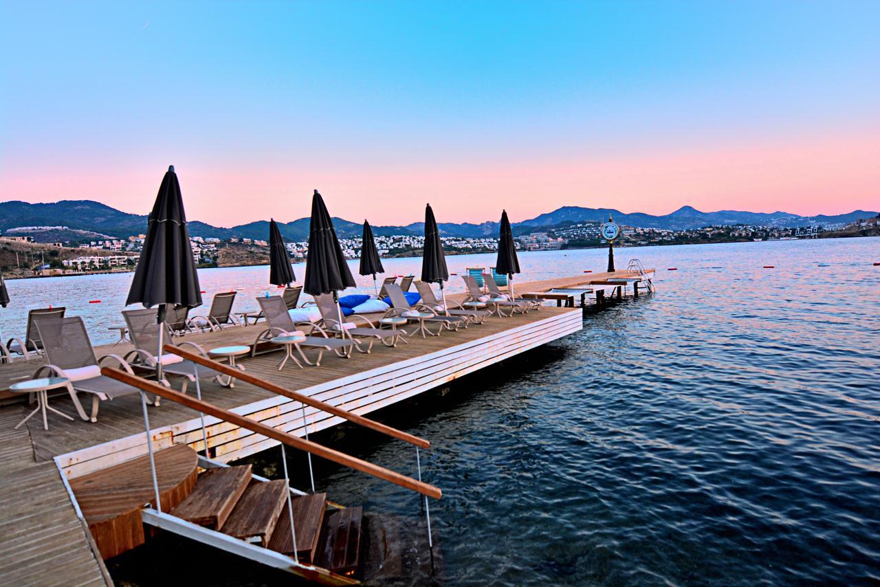 Moon Beach Otel Яликовак Экстерьер фото