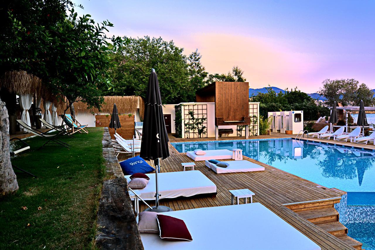 Moon Beach Otel Яликовак Экстерьер фото